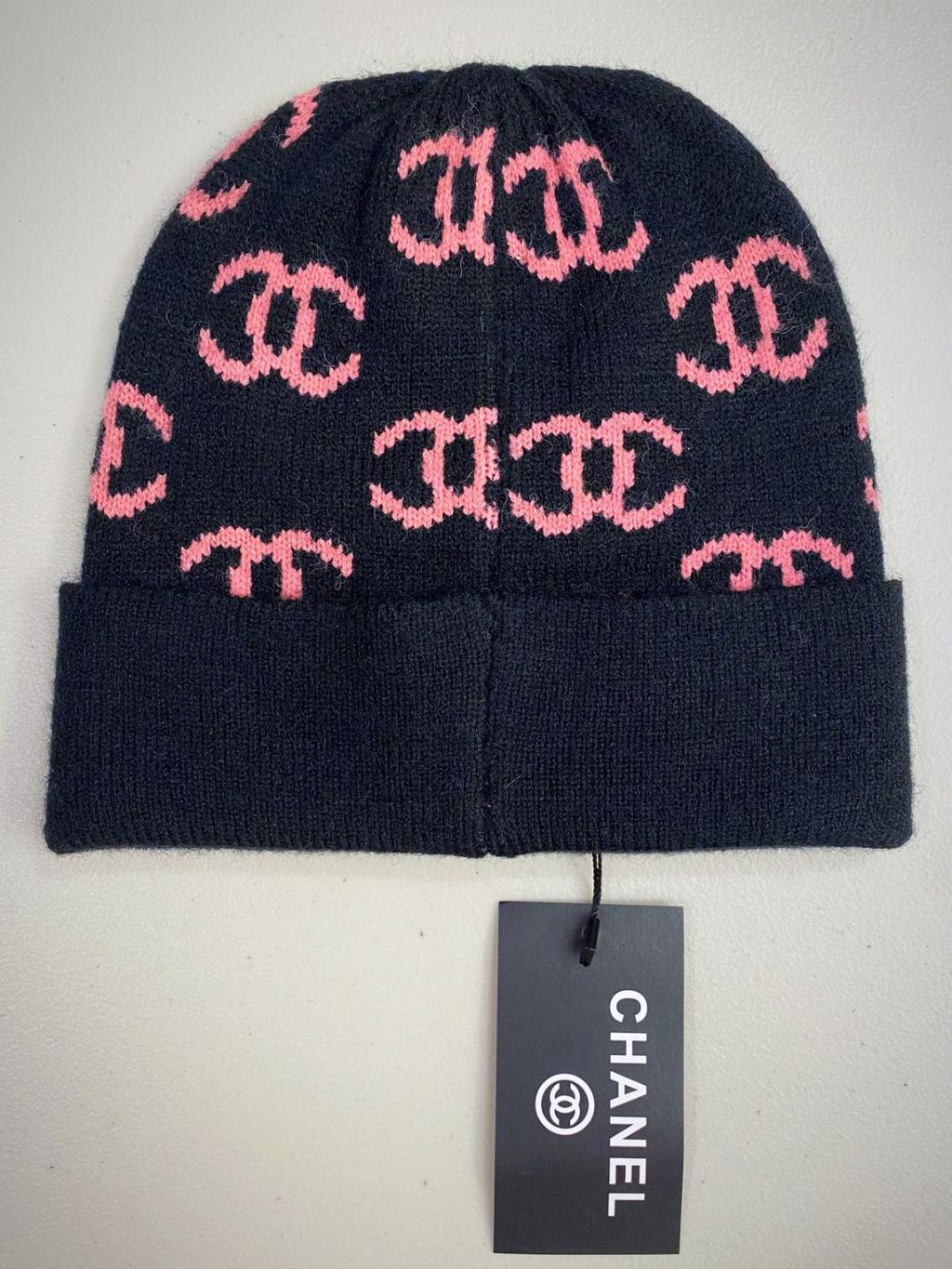 BLACK AND PINK WOMEN'S BEANIE