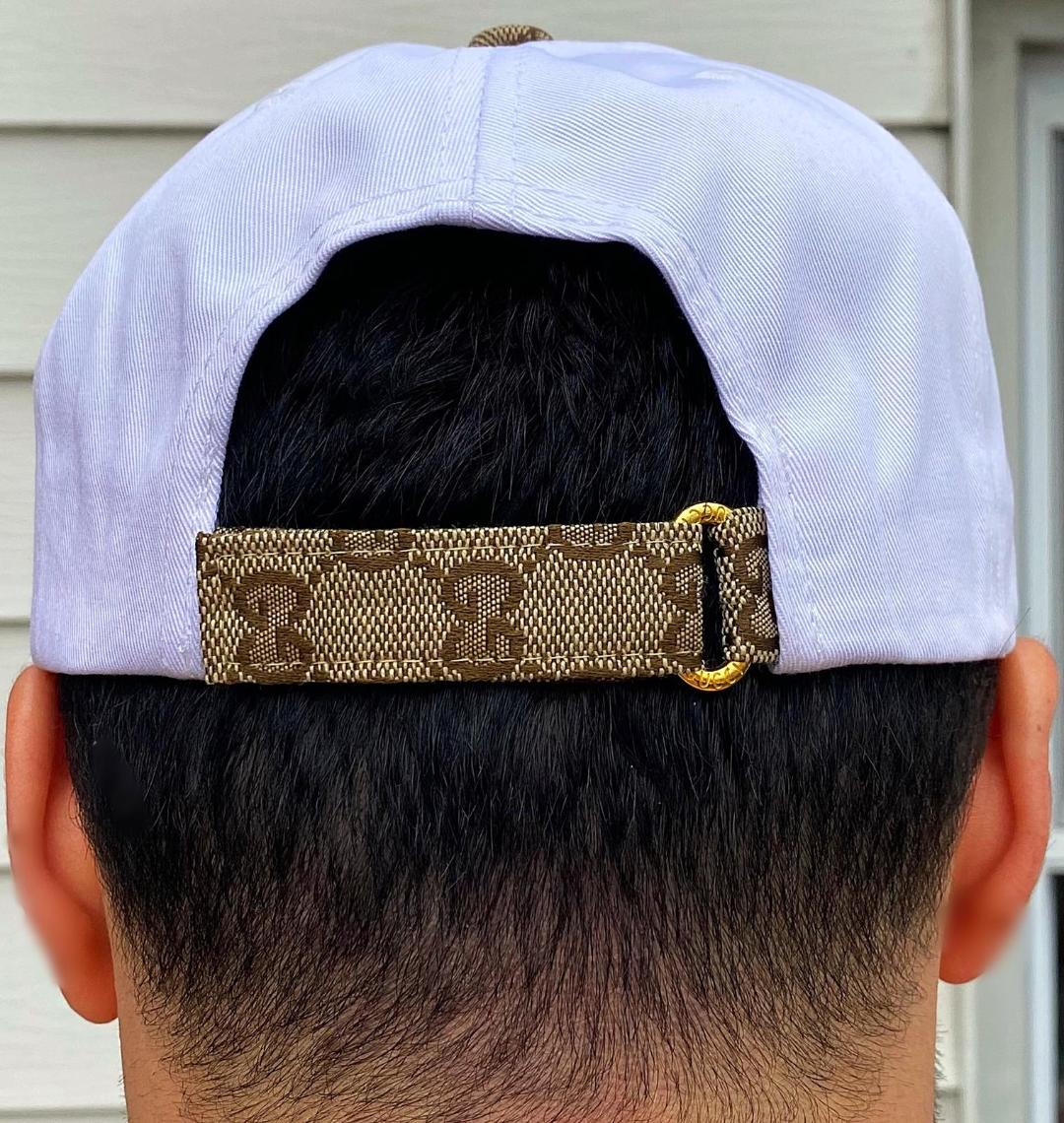 WHITE AND BROWN UNISEX ADJUSTABLE BASEBALL CAP