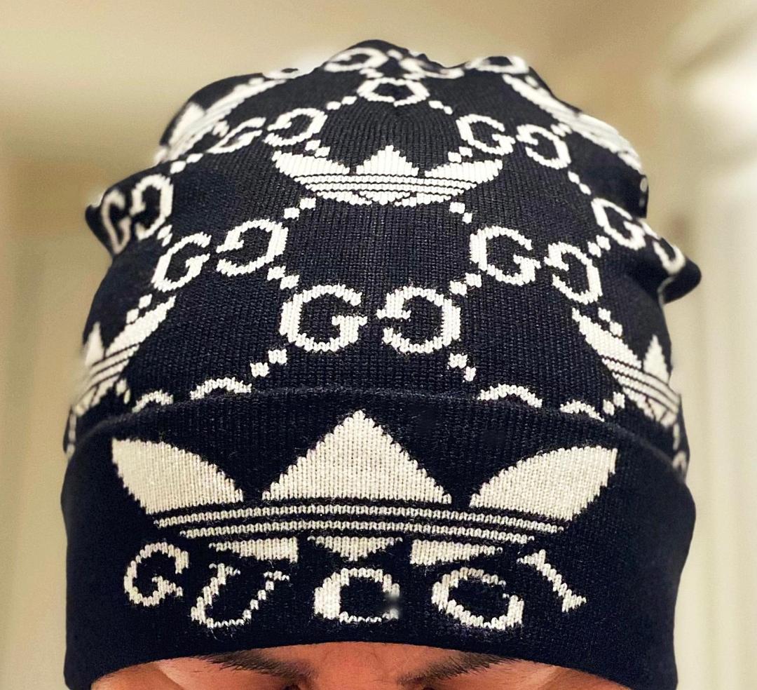 BLACK AND WHITE UNISEX BEANIE